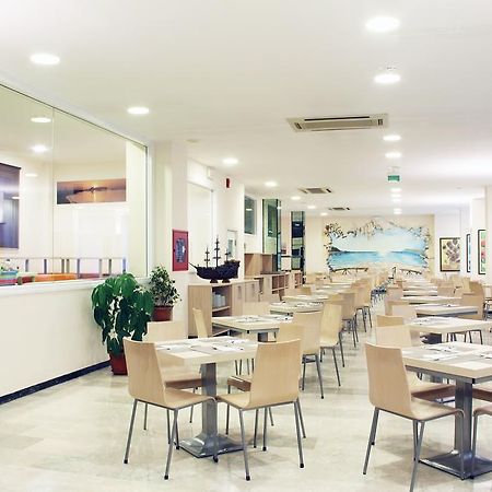 Hotel Major カットーリカ エクステリア 写真